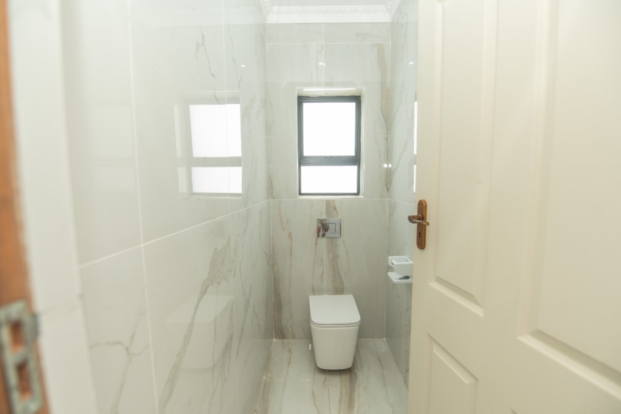 6 Bedroom Property for Sale in Royalston Residential Estate and Wildlife Reserve Eastern Cape